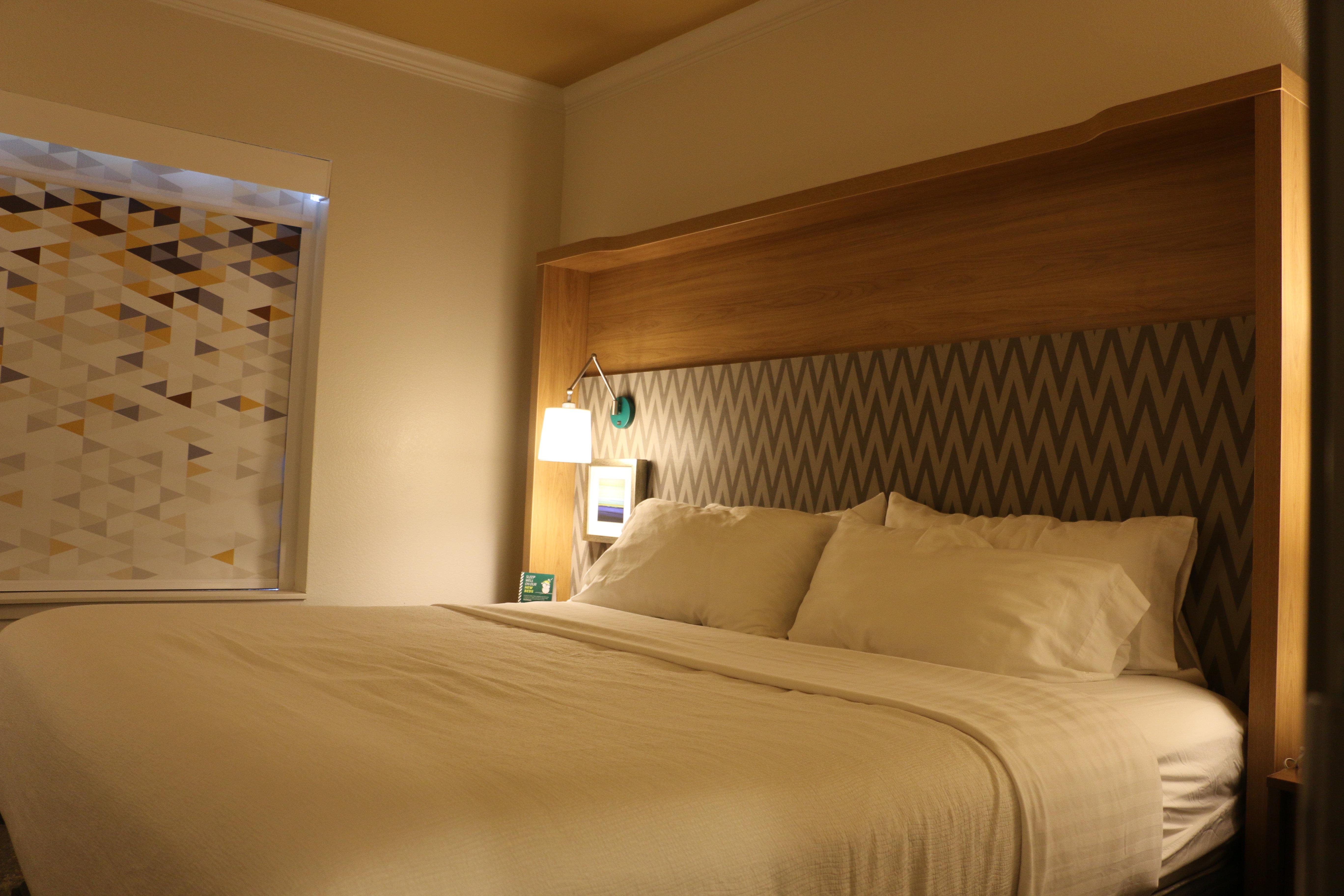 Holiday Inn & Suites Mckinney - N Allen By Ihg Exterior photo