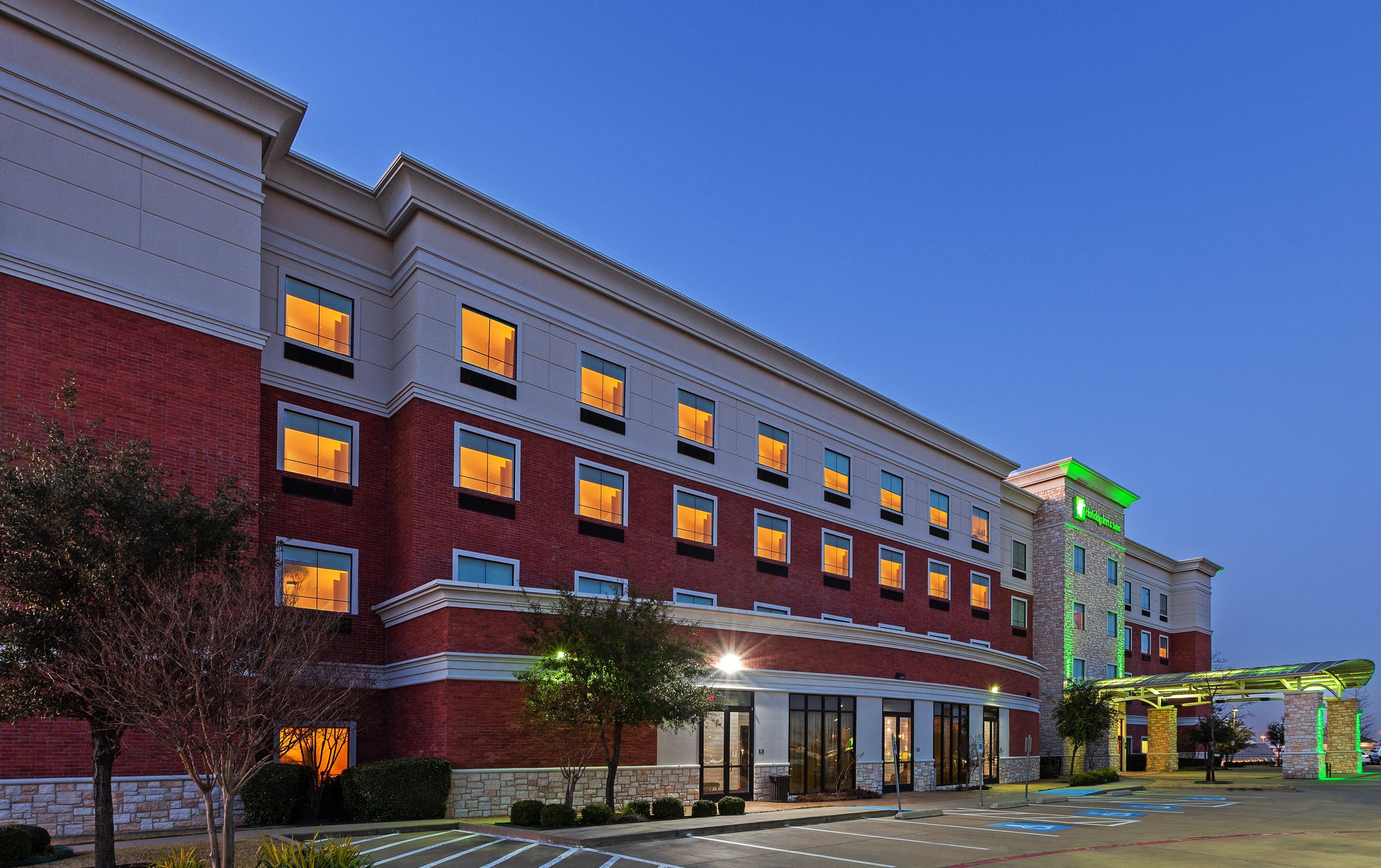 Holiday Inn & Suites Mckinney - N Allen By Ihg Exterior photo